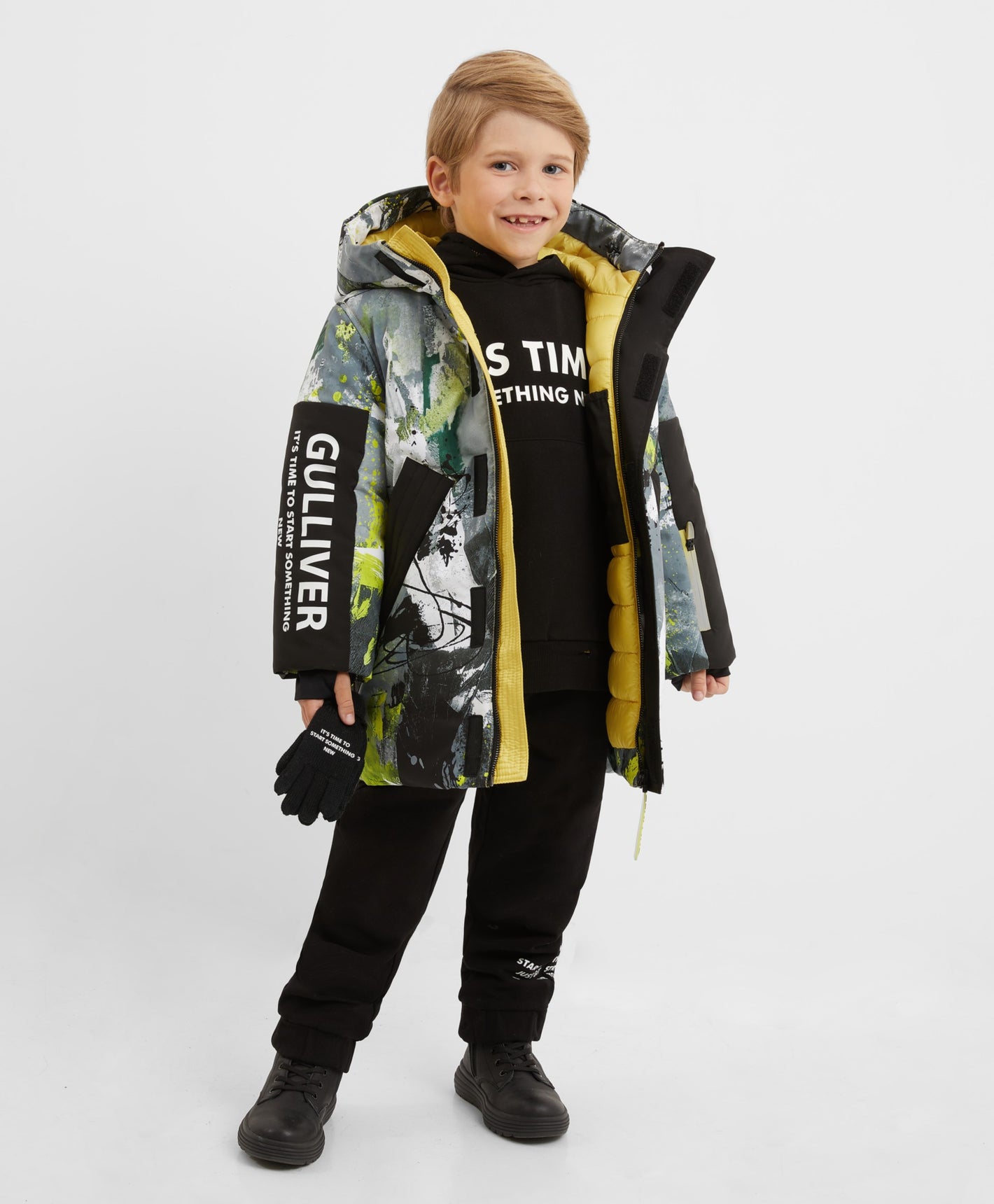 Gulliver Black Knitted Gloves with Touchscreen Tips for Boys